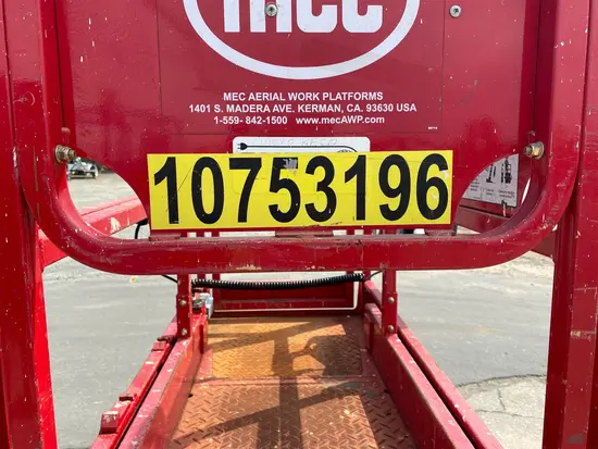 2018 MEC MICRO 19 Scissor Lift