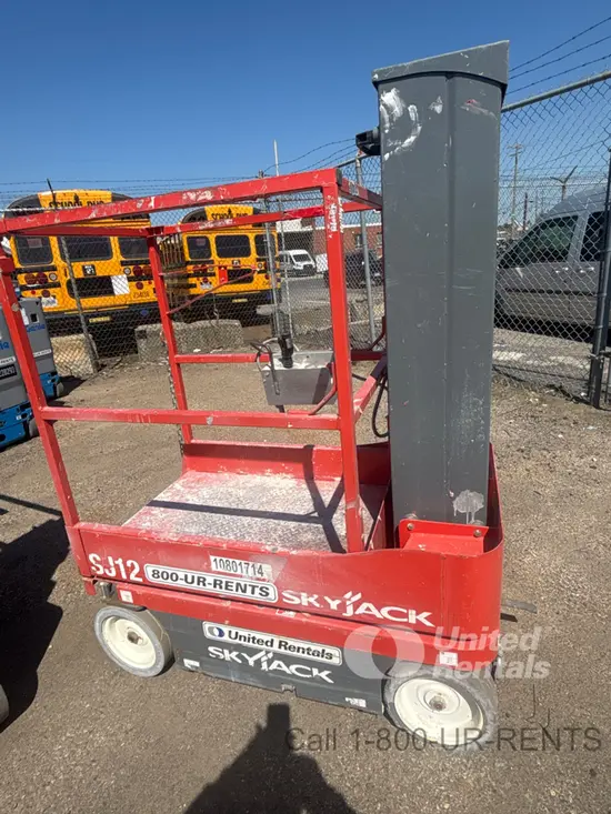 2018 Skyjack SJ12 Self-Propelled One-Person Lift