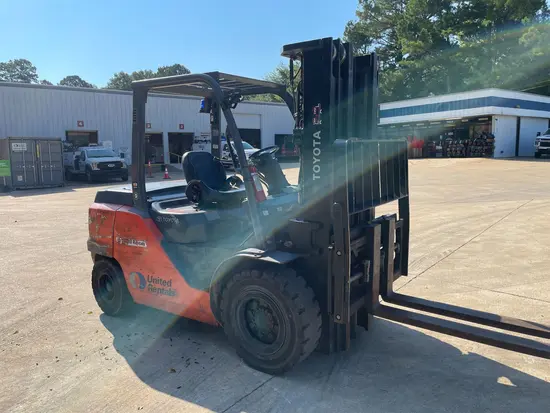 2021 Toyota 8FD45U Warehouse Forklift