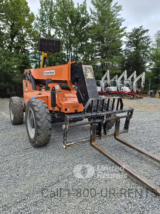 2019 SKYTRAK 8042 Forklift