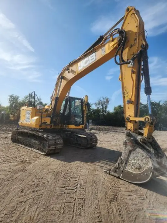 2021 JCB 220X Excavator