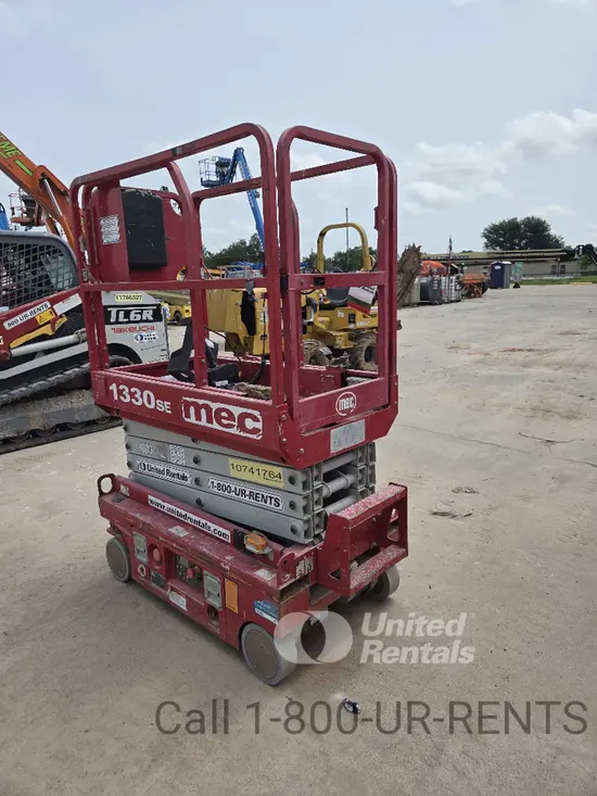 2018 MEC 1330SE Scissor Lift