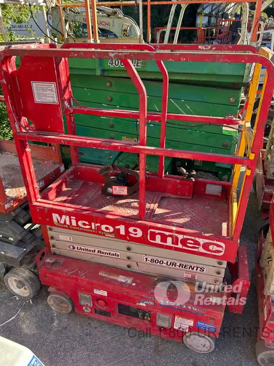 2022 MEC MICRO 19 Scissor Lift