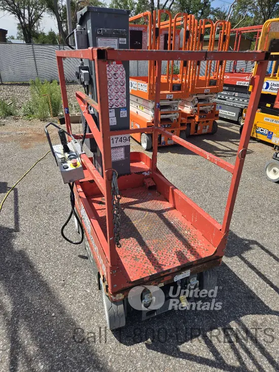 2018 Skyjack SJ16 Self-Propelled One-Person Lift