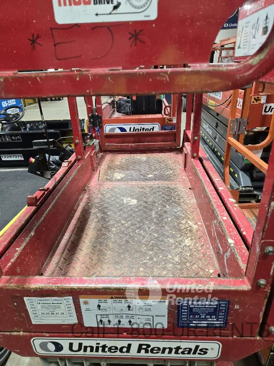 2018 MEC MICRO 19 Scissor Lift