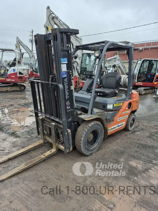2018 Toyota 8FGU25 Warehouse Forklift