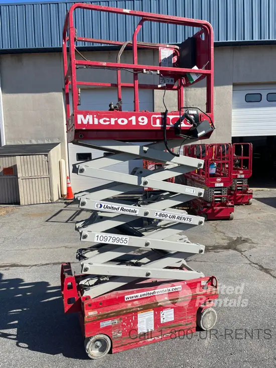 2019 MEC MICRO 19 Scissor Lift