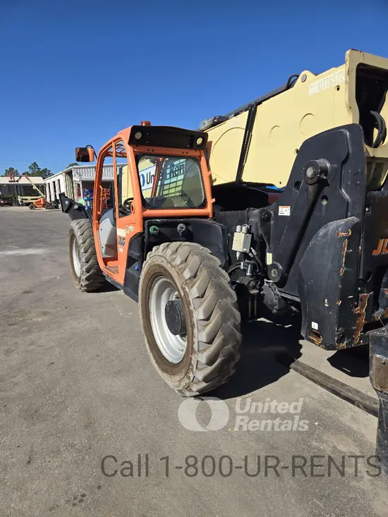 2018 JLG 1055 Forklift