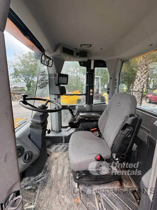 2022 John Deere 544P Wheel Loader