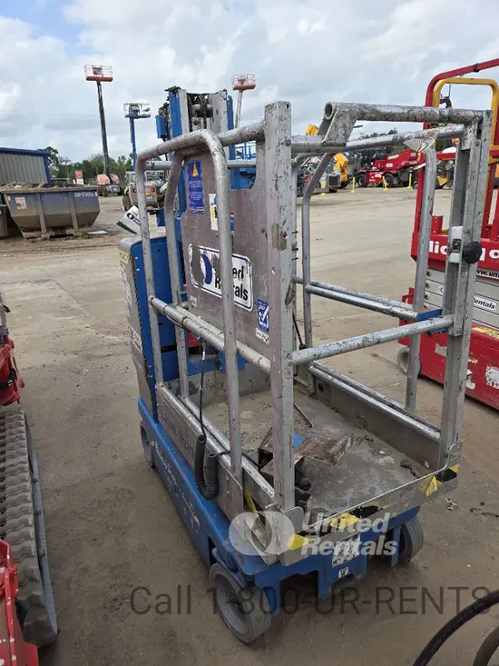 2021 Genie GR-15 Self-Propelled One-Person Lift