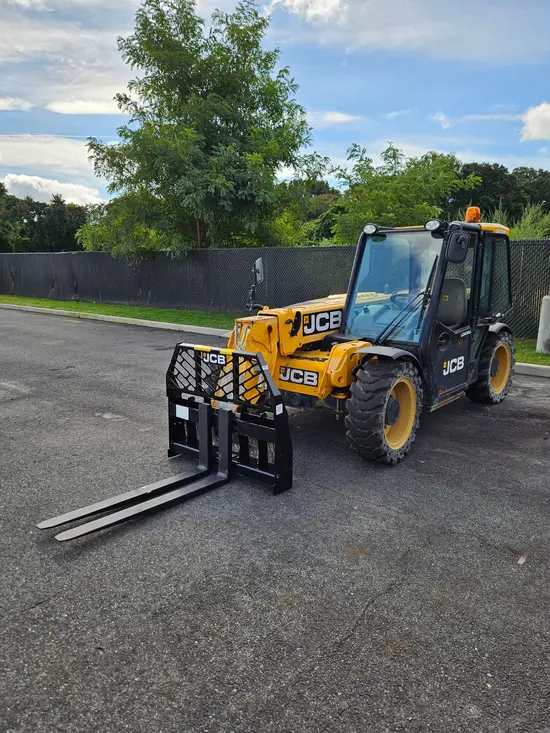2017 JCB 525-60 Forklift