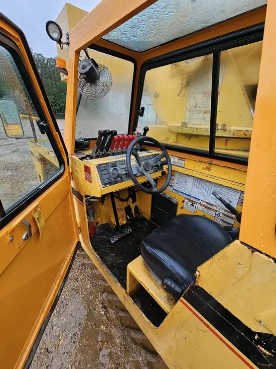 2013 Broderson IC-200-3H