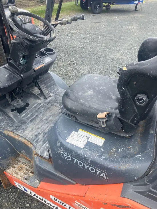 2019 Toyota 8FGU30 Warehouse Forklift