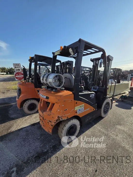 2020 Doosan G25N-7LP Warehouse Forklift