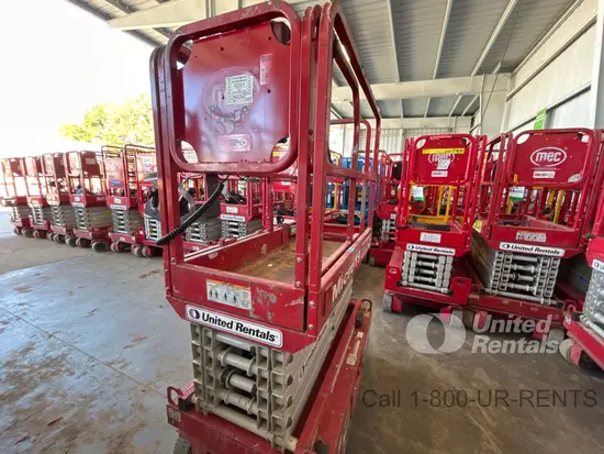 2019 MEC MICRO 19 Scissor Lift