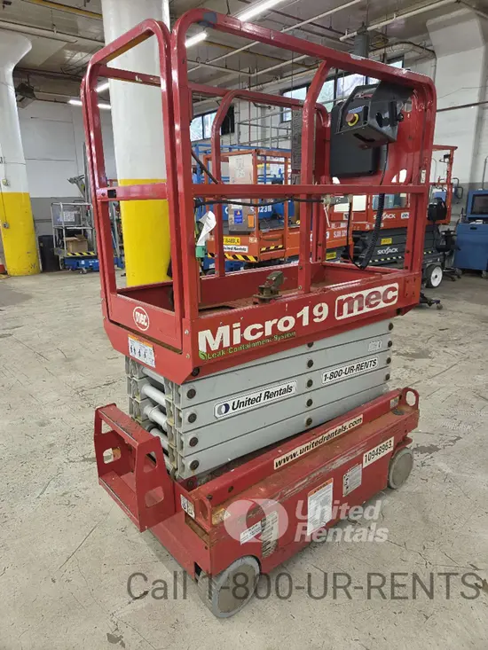 2019 MEC MICRO 19 Scissor Lift