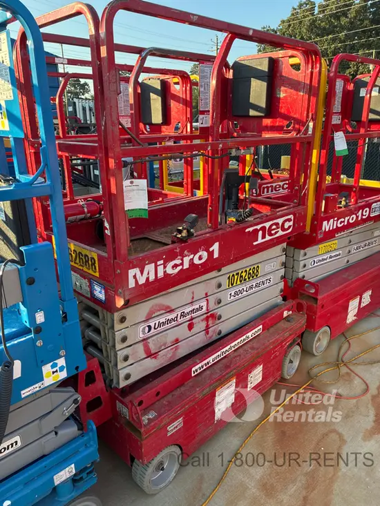 2018 MEC MICRO 19 Scissor Lift
