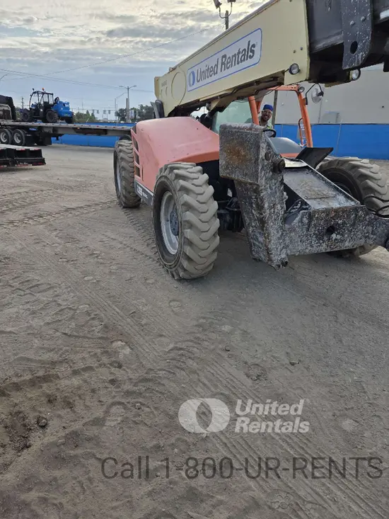 2016 JLG 1055 Forklift