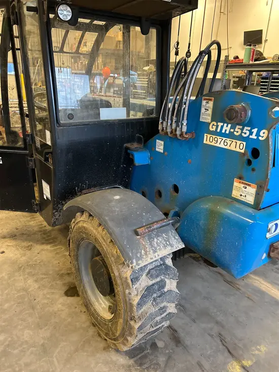 2018 Genie GTH-5519 Forklift