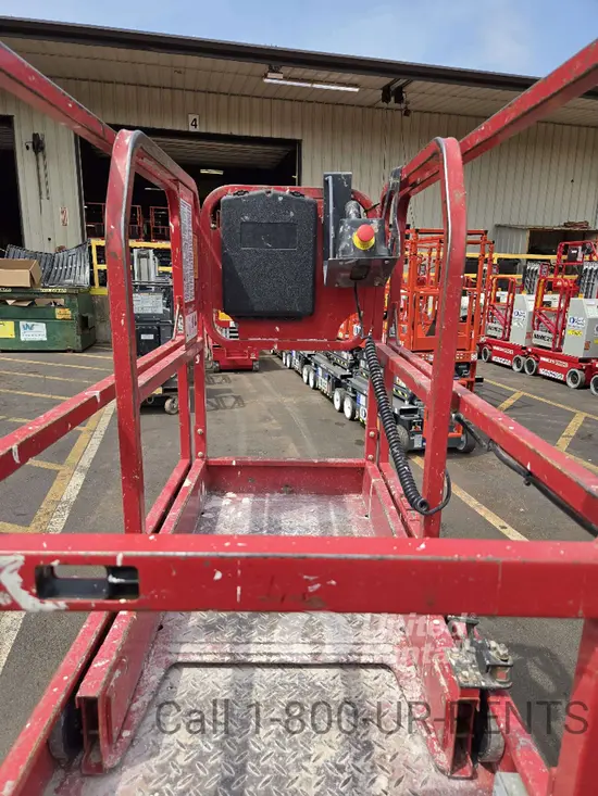 2019 MEC MICRO 19 Scissor Lift