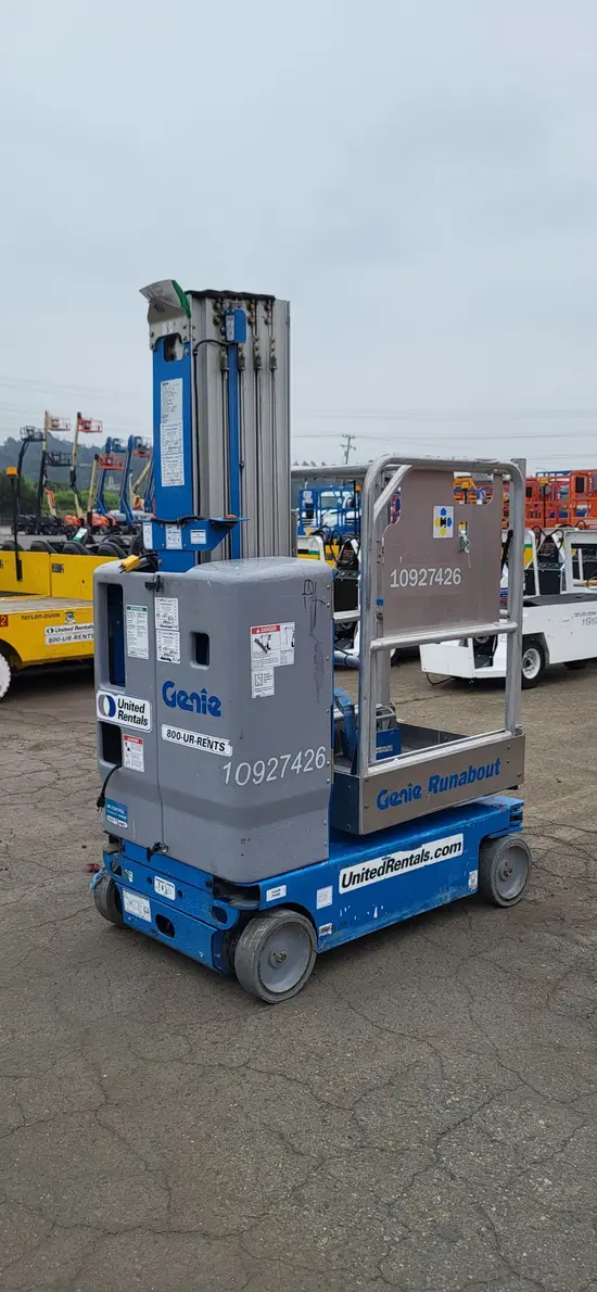 2019 Genie GR-20 Self-Propelled One-Person Lift