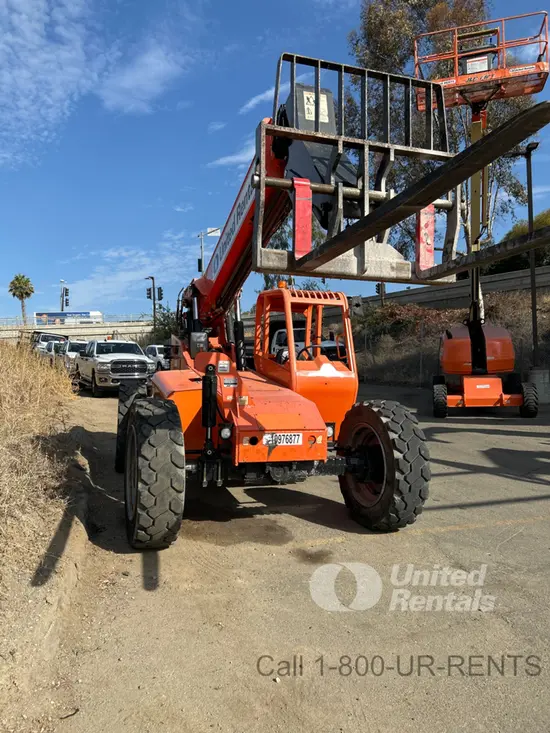 2019 SKYTRAK 6036 Forklift