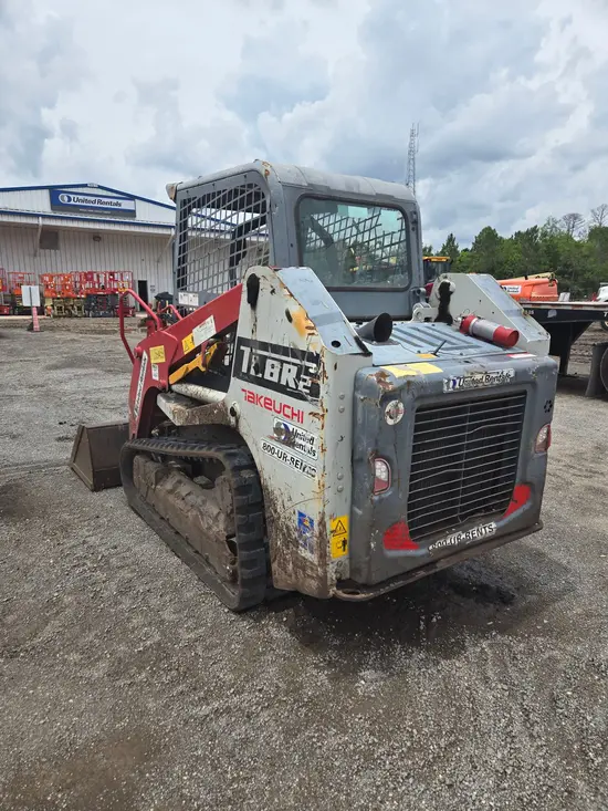 2021 Takeuchi TL8R2R Track Loader