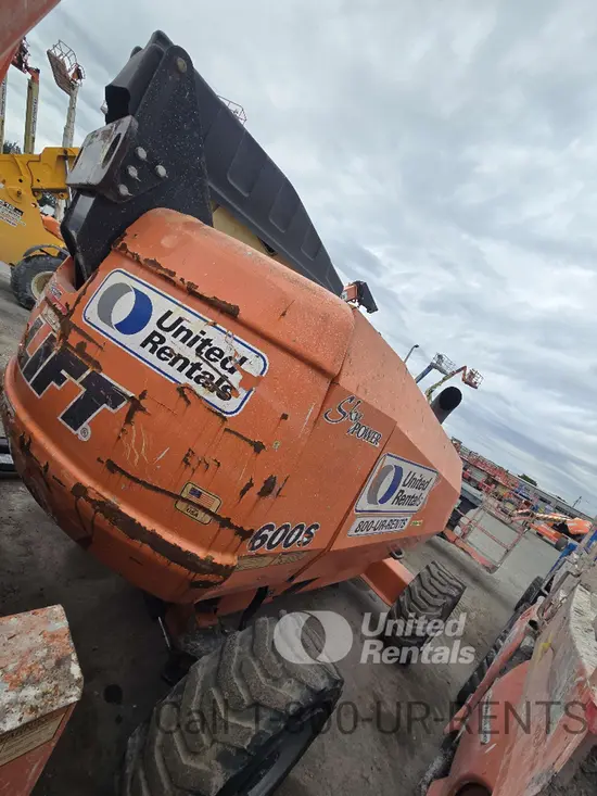 2017 JLG 600S Boom Lift