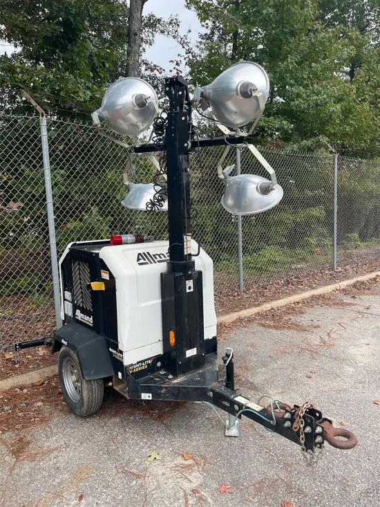 2018 Allmand NIGHT LIGHT V Portable Light Tower