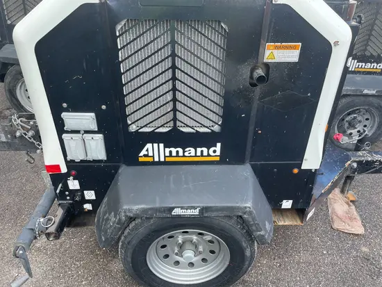 2019 Allmand NLV-ML3EC Portable Work Light