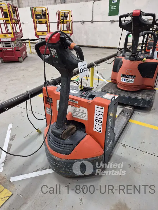 2022 Toyota 8HBW23 Jack