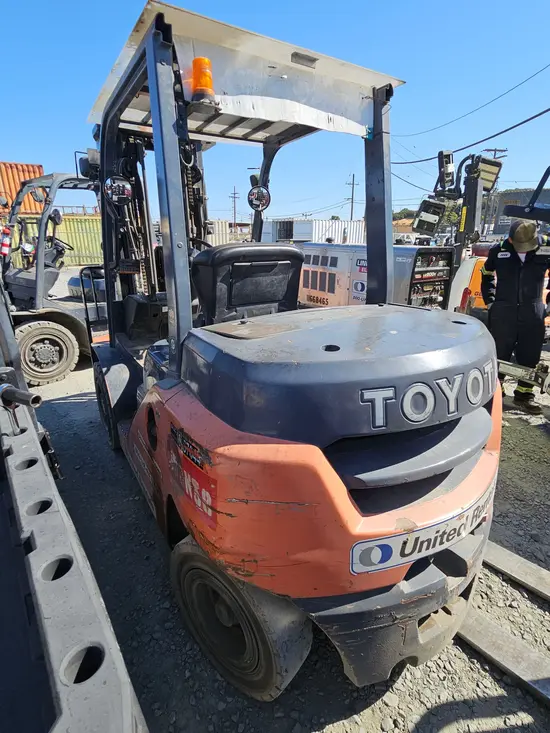 2019 Toyota 8FD35U Warehouse Forklift