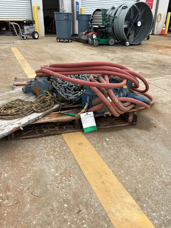 2012 JD NEUHAUS PROFI 10T Hoist