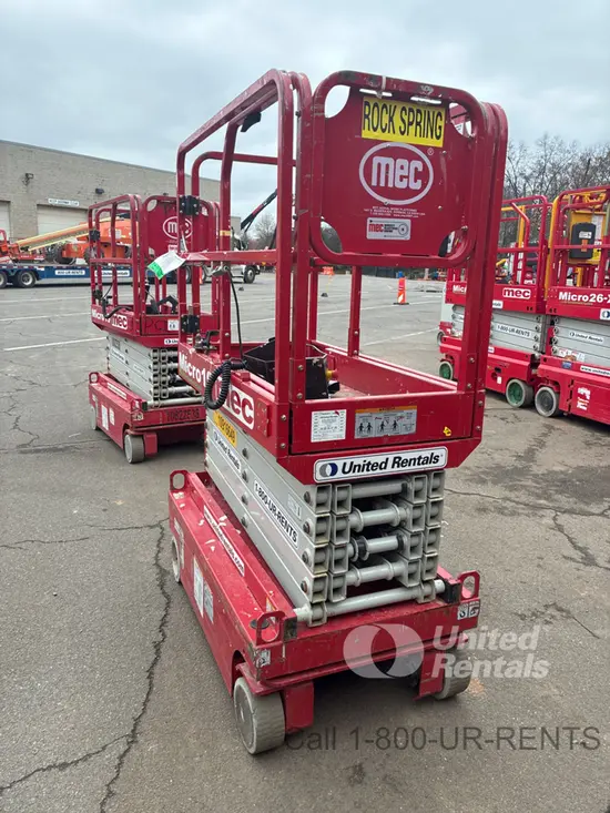 2019 MEC MICRO 19 Scissor Lift