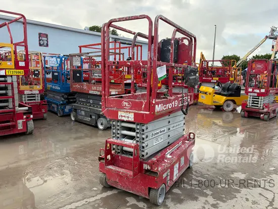 2018 MEC MICRO 19 Scissor Lift
