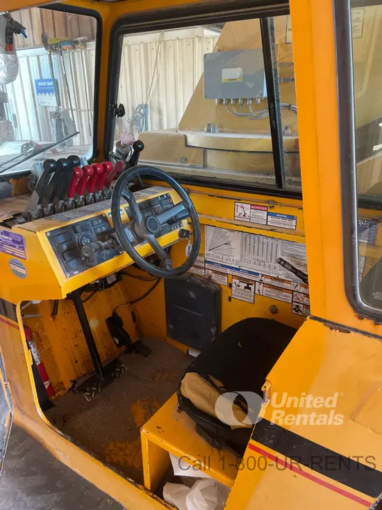 2013 Broderson IC-200-3H