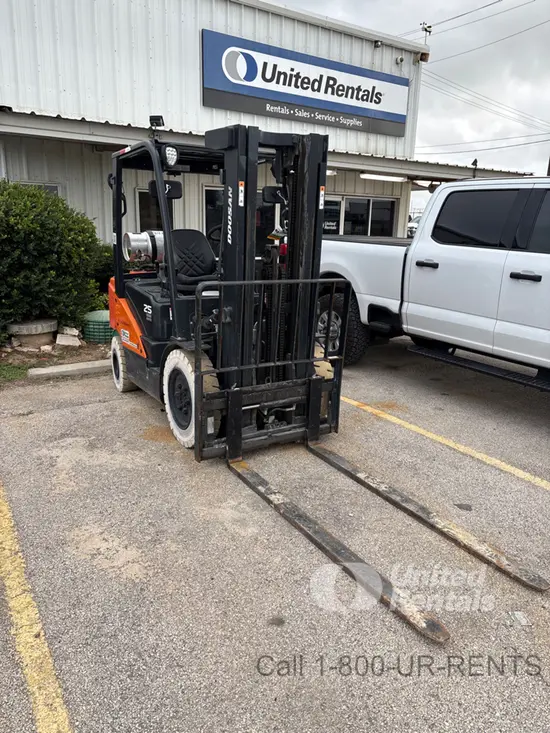 2022 Doosan G25N-7DF Warehouse Forklift