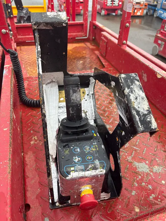 2019 MEC MICRO 19 Scissor Lift