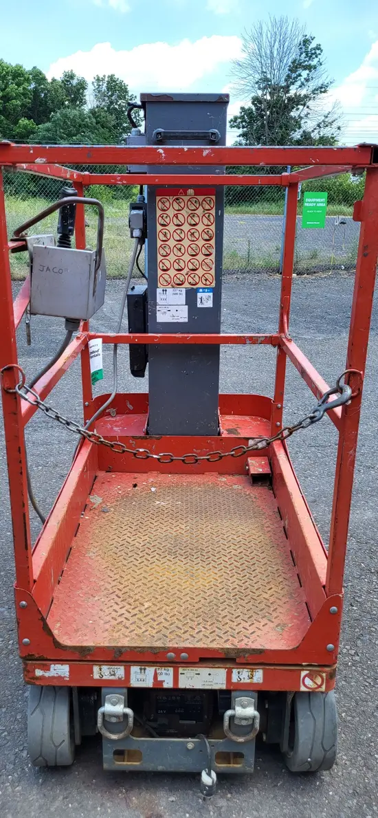 2018 Skyjack SJ16 Self-Propelled One-Person Lift