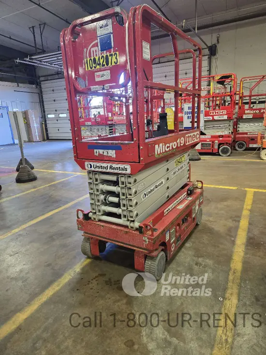 2019 MEC MICRO 19 Scissor Lift