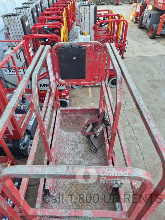2019 MEC MICRO 19 Scissor Lift