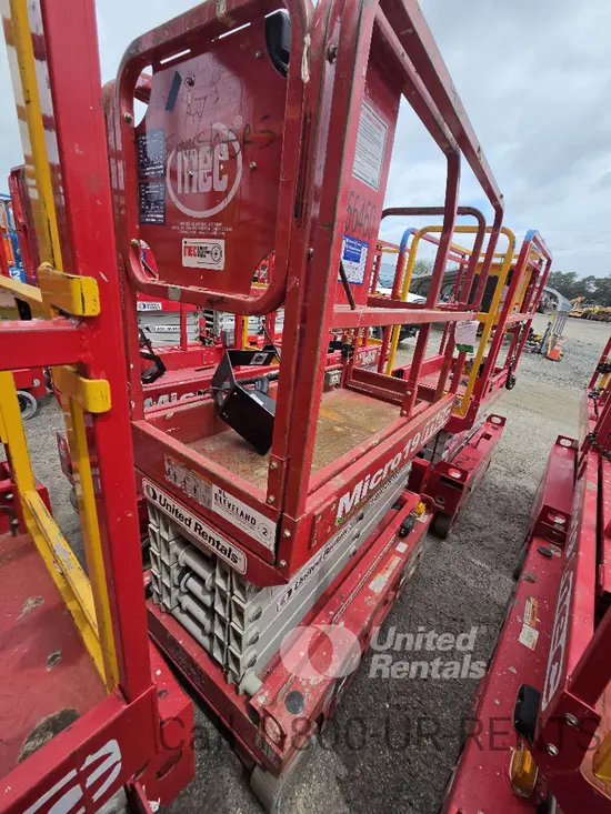2019 MEC MICRO 19 Scissor Lift
