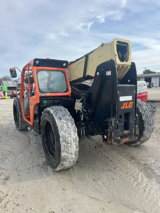 2016 JLG 642 Forklift
