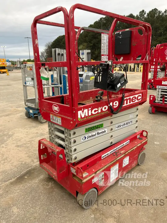 2019 MEC MICRO 19 Scissor Lift