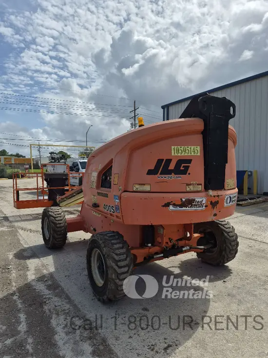 2017 JLG 400S Boom Lift