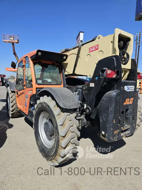 2019 JLG 1055 Forklift