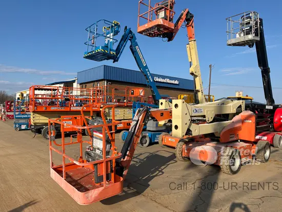 2016 JLG E450AJ Articulating Boom Lift