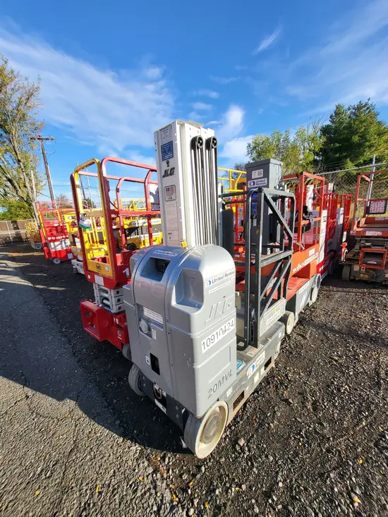 2019 JLG 20MVL Self-Propelled One-Person Lift
