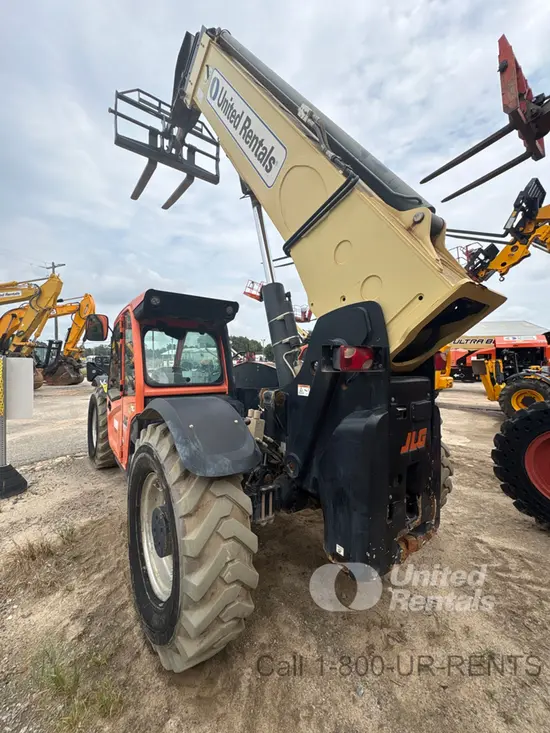 2019 JLG 1055 Forklift