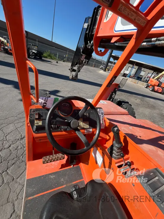 2019 SKYTRAK 8042 Forklift